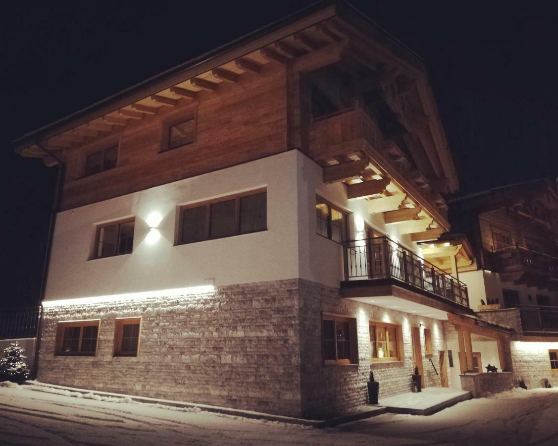 Feriendorf Joggler - Chalets Nahe Der Gondel Zell am Ziller Exterior photo