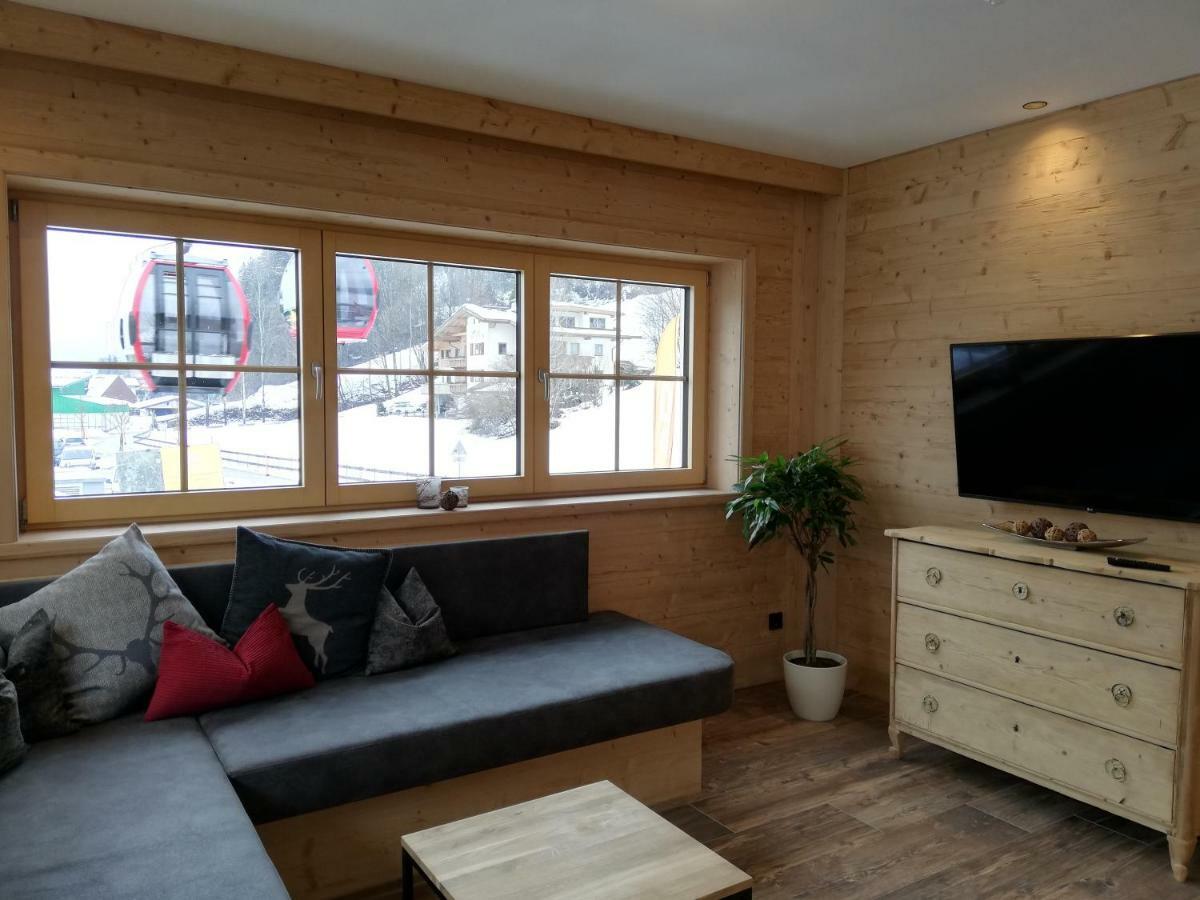 Feriendorf Joggler - Chalets Nahe Der Gondel Zell am Ziller Exterior photo