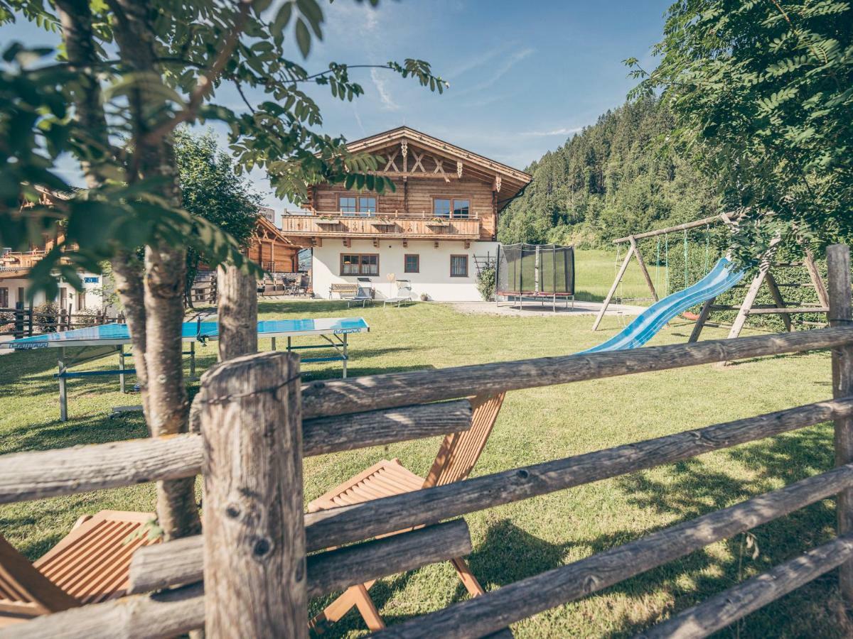 Feriendorf Joggler - Chalets Nahe Der Gondel Zell am Ziller Exterior photo