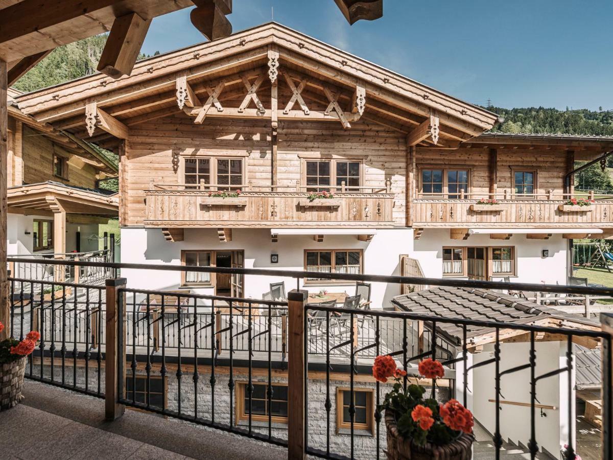 Feriendorf Joggler - Chalets Nahe Der Gondel Zell am Ziller Exterior photo
